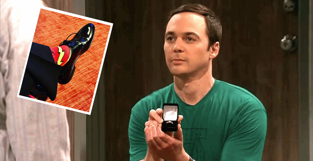 Sheldon Cooper se va a casar en calcetines de Flash