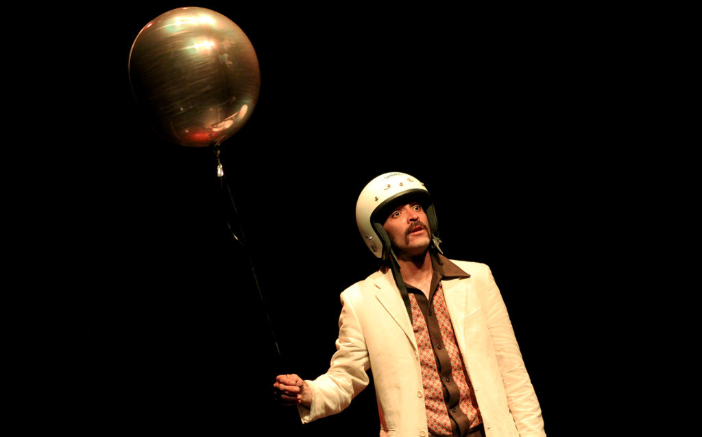 REM de Rafael Balderas en Un Teatro.