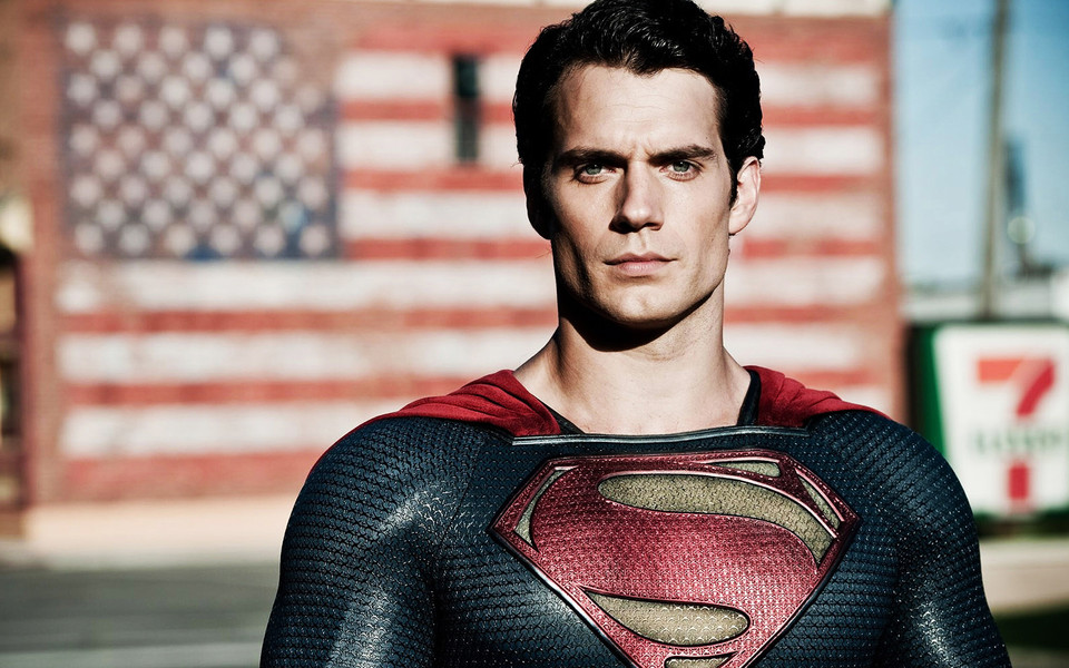 A la mera hora, Henry Cavill ya no va a ser Superman