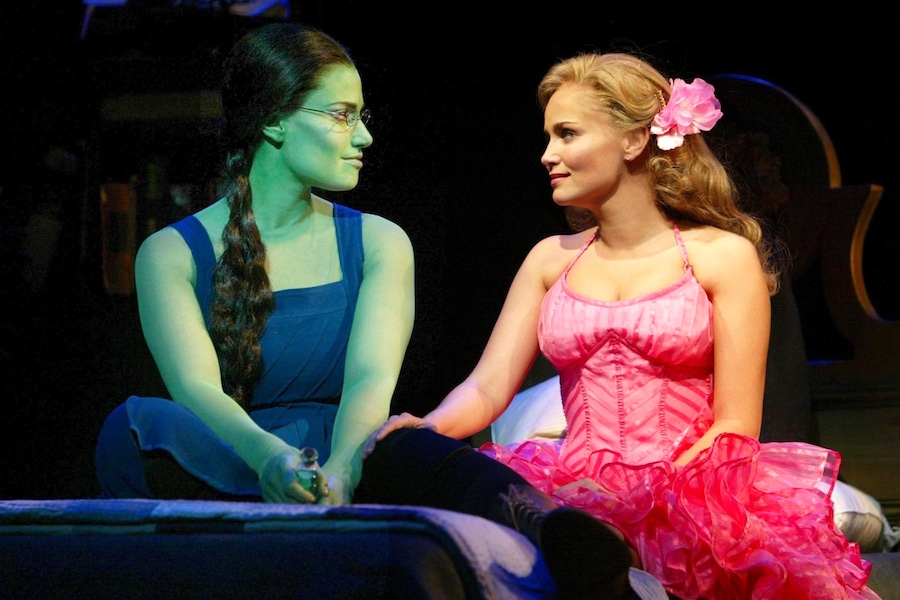 Idina y Kristin Chenoweth juntas de nuevo para Wicked