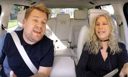 Obvio tienes que ver el Carpool Karaoke de Barbra Streisand