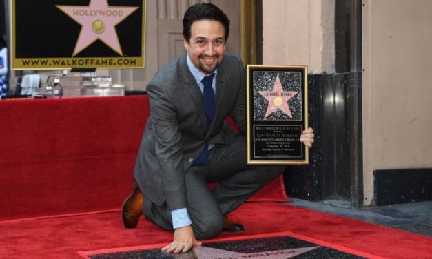 Lin Manuel Miranda ya tiene su estrella en Hollywood