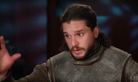 El accidente testicular de Kit Harington sobre el dragón