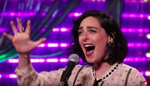 Escucha a Hannah Corneau como Elphaba en Wicked de Broadway