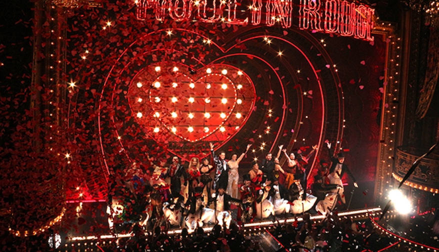 El divertido número curtain call de Moulin Rouge