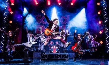 ¡Es oficial! Van a montar School of Rock en México