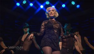 Erika Jayne como Roxie Hart en Chicago no nos convence nada