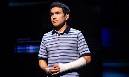 Escucha cantar al próximo Evan Hansen