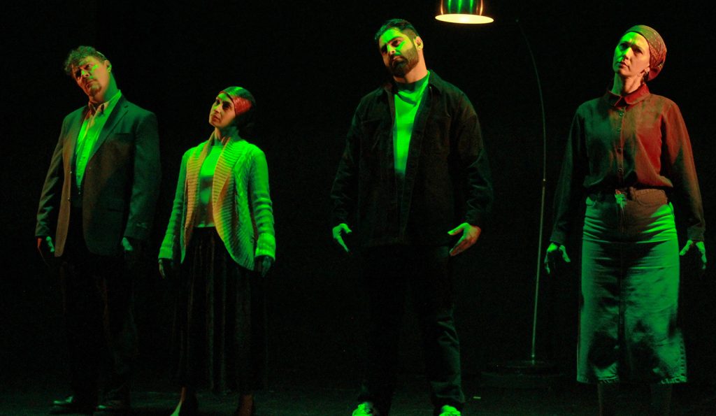 Desconectadxs en Teatro Varsovia