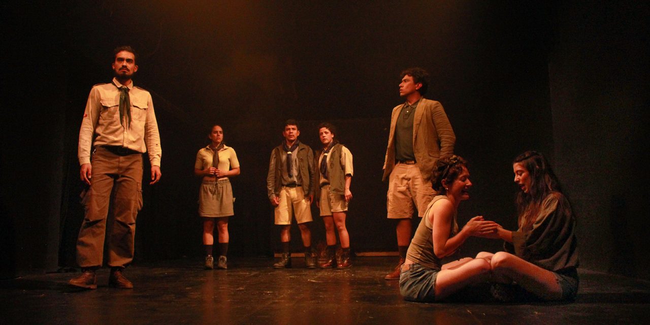 En La Noche El Agua Se Agita Furiosamente – Review