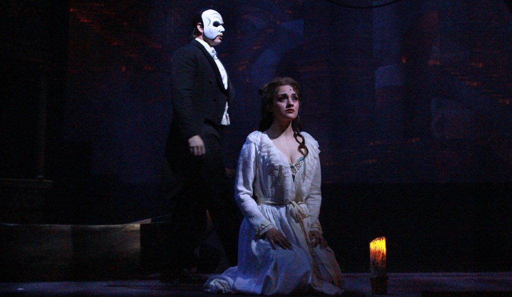 El Fantasma de la Ópera, Lina de la Peña y Edward Salles