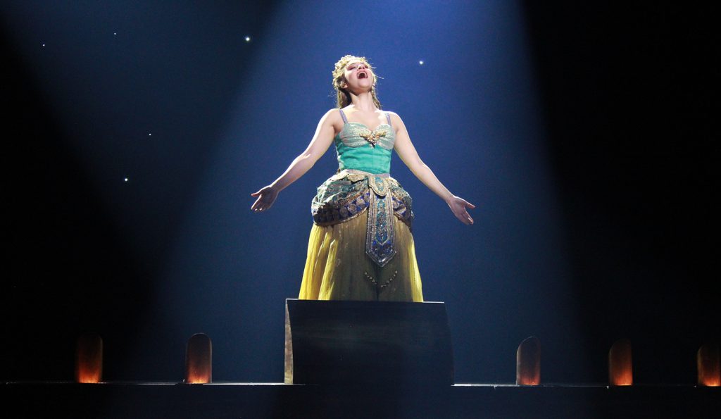 El Fantasma de la Ópera, Lina de la Peña y Edward Salles