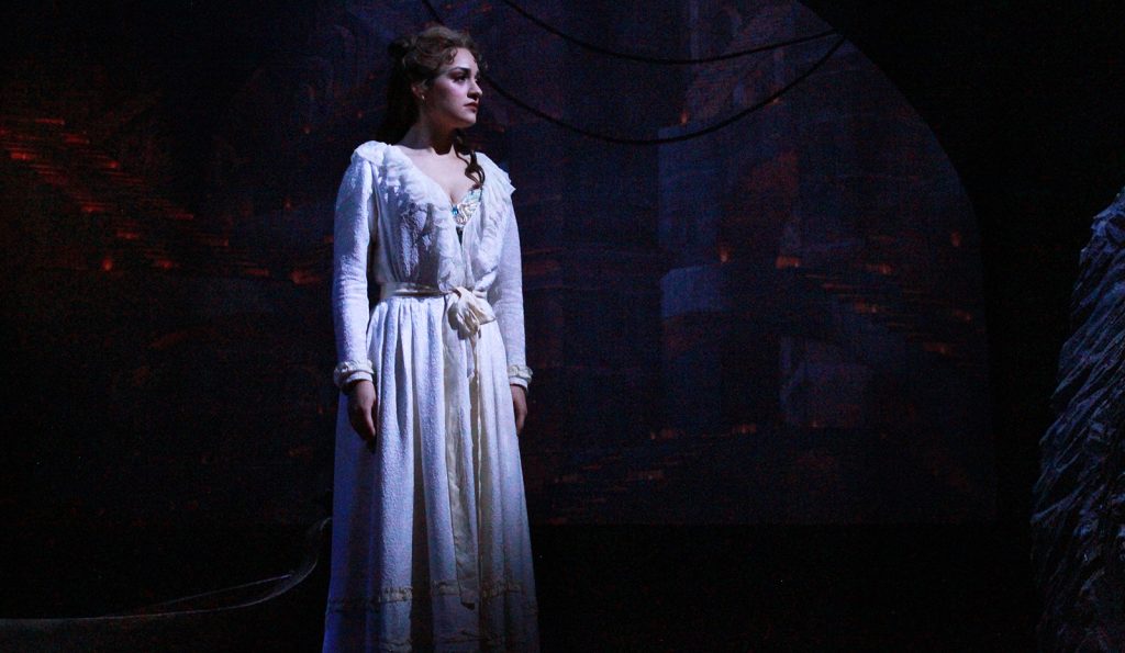 El Fantasma de la Ópera, Lina de la Peña y Edward Salles