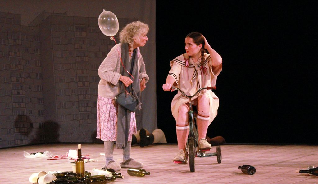 Entre Nosotros Todo Va Bien