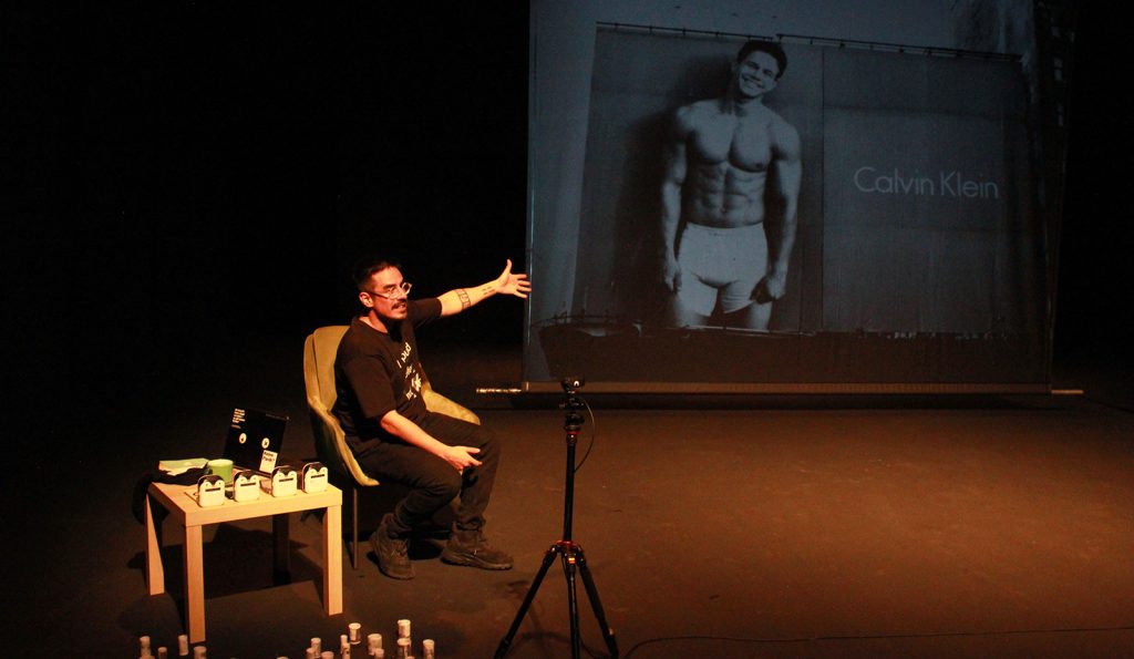 Unx No Sabe Con Certeza Cuál Es La Brizna Que Rompe La Espalda De Un Camello