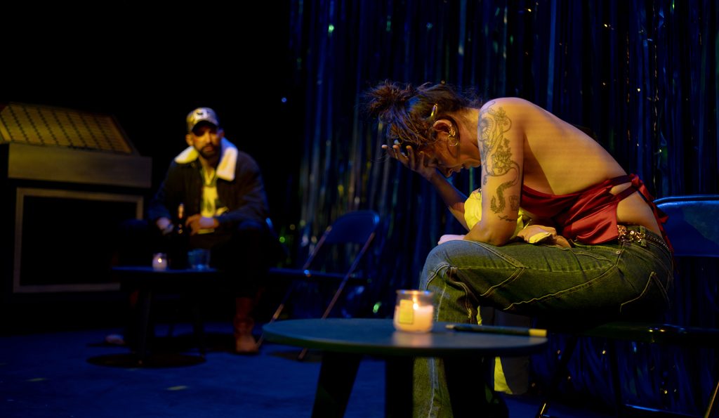 Dani Y El Profundo Mar Azul