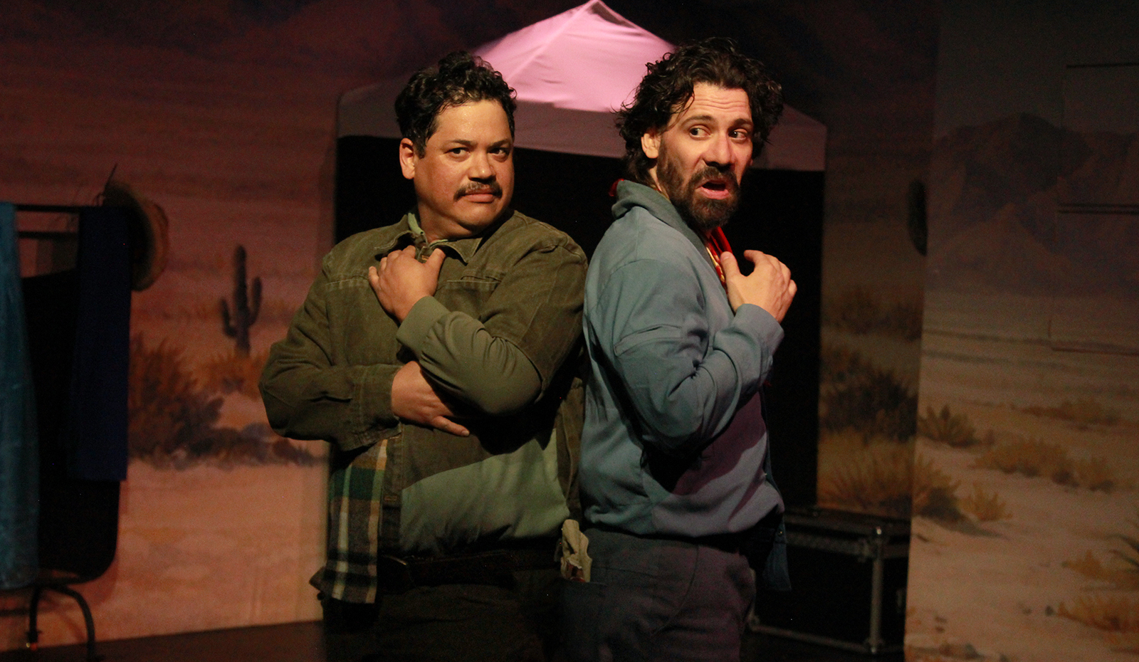 Piedras En Sus Bolsillos – Review