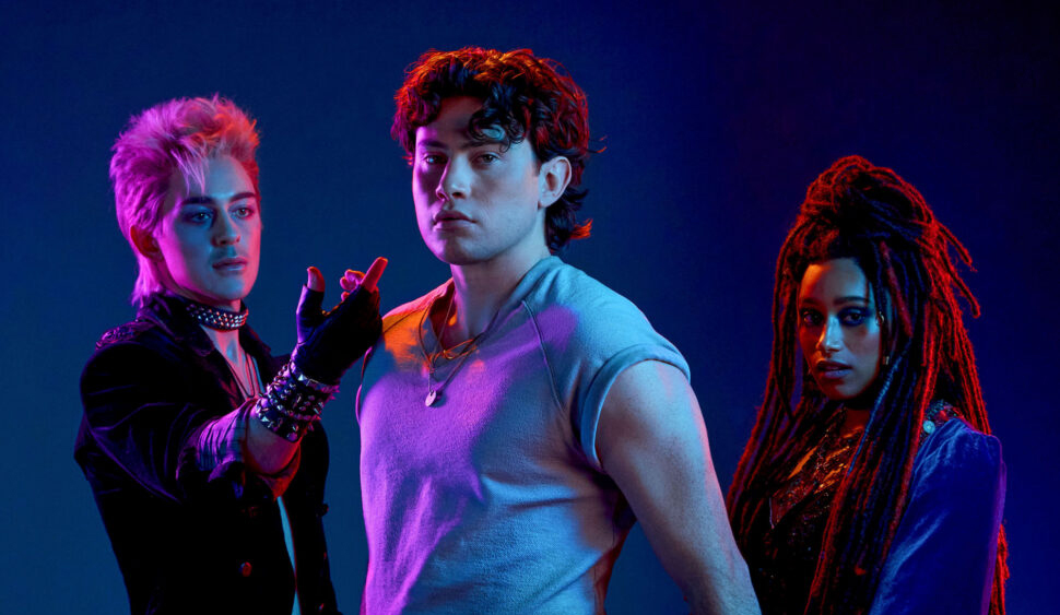 THE LOST BOYS EN BROADWAY Y EL SENTIDO DE PERTENECER